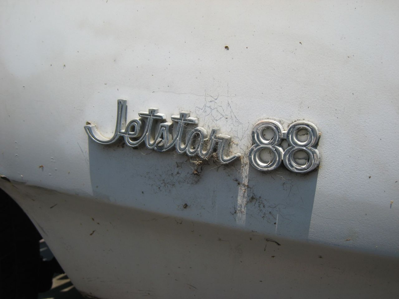 Illustration for article titled Oldsmobile Jetstar 88
